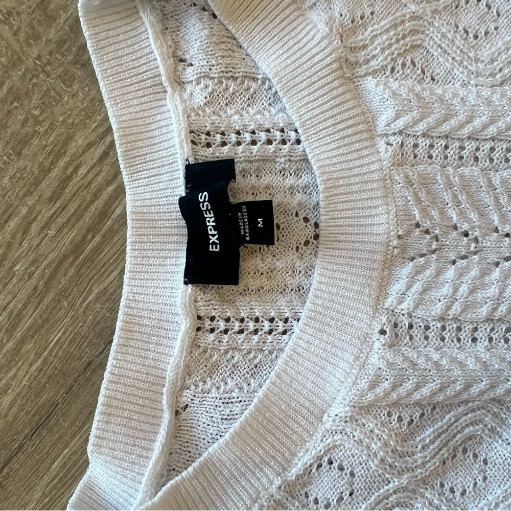 Express White Flutter Sleeve Ruffled short sleeve top - Picture 4 of 7